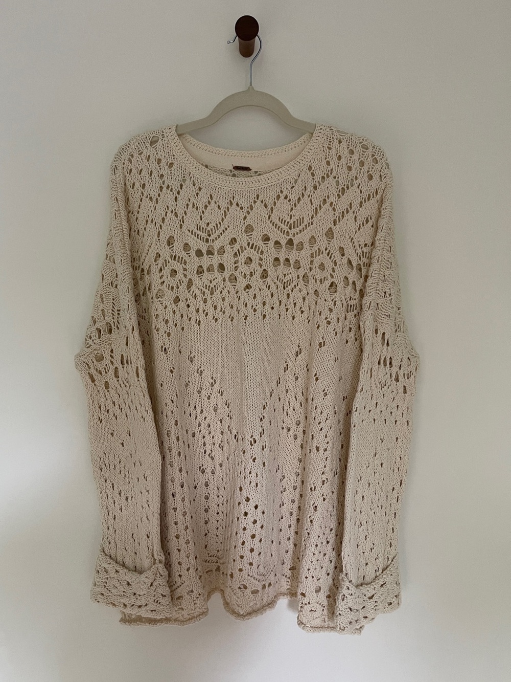 FREE PEOPLE "Traveling" Crochet Knit Sweater - Oversized - XL - Picture 3 of 9